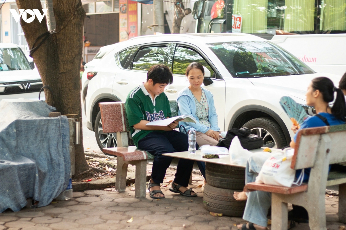 nguyen_hue_1.6_5.jpg