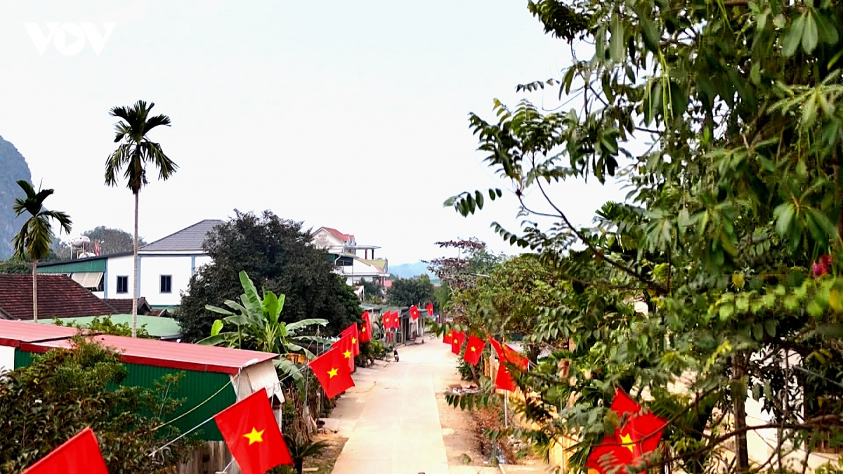 nhan_hoa.jpg