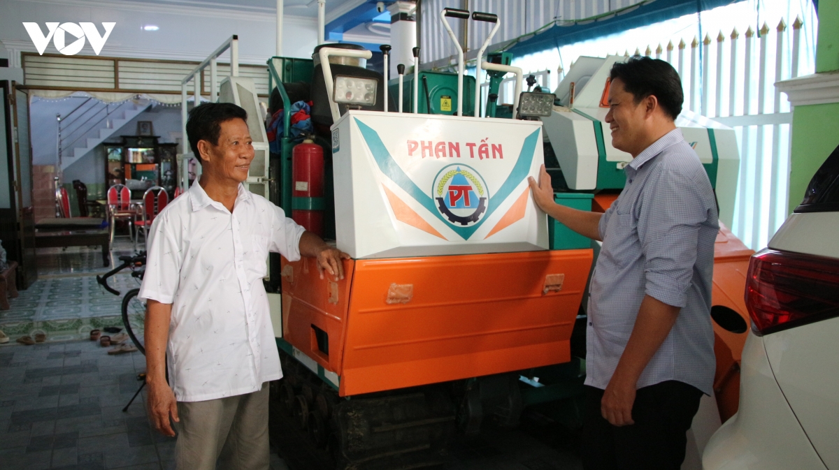 ong_lam_se_ben_trai_thanh_cong_tu_kinh_doanh_rom.jpg