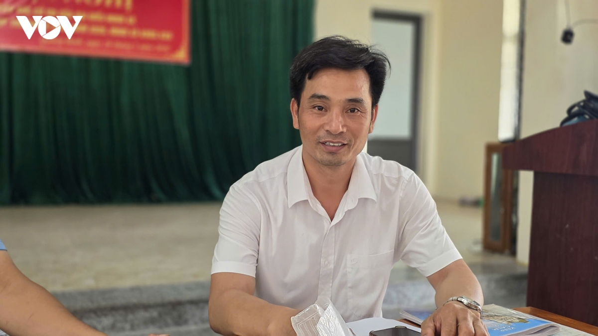 ong_toan_xa_mau_dong.jpg