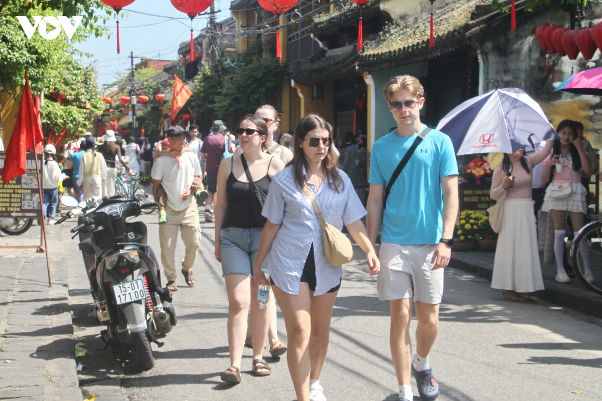 pho_co_hoi_an_tiep_tuc_la_diem_den_yeu_thich_cua_du_khach_quoc_te.jpg