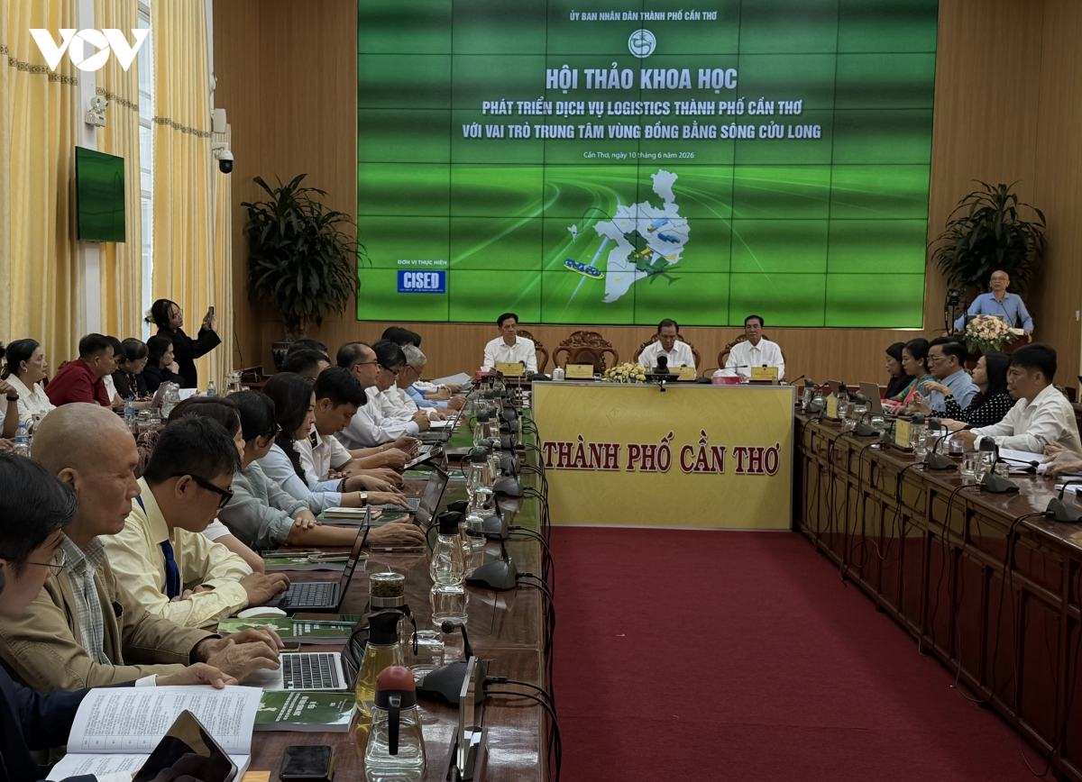 quang_canh_hoi_thao.jpg