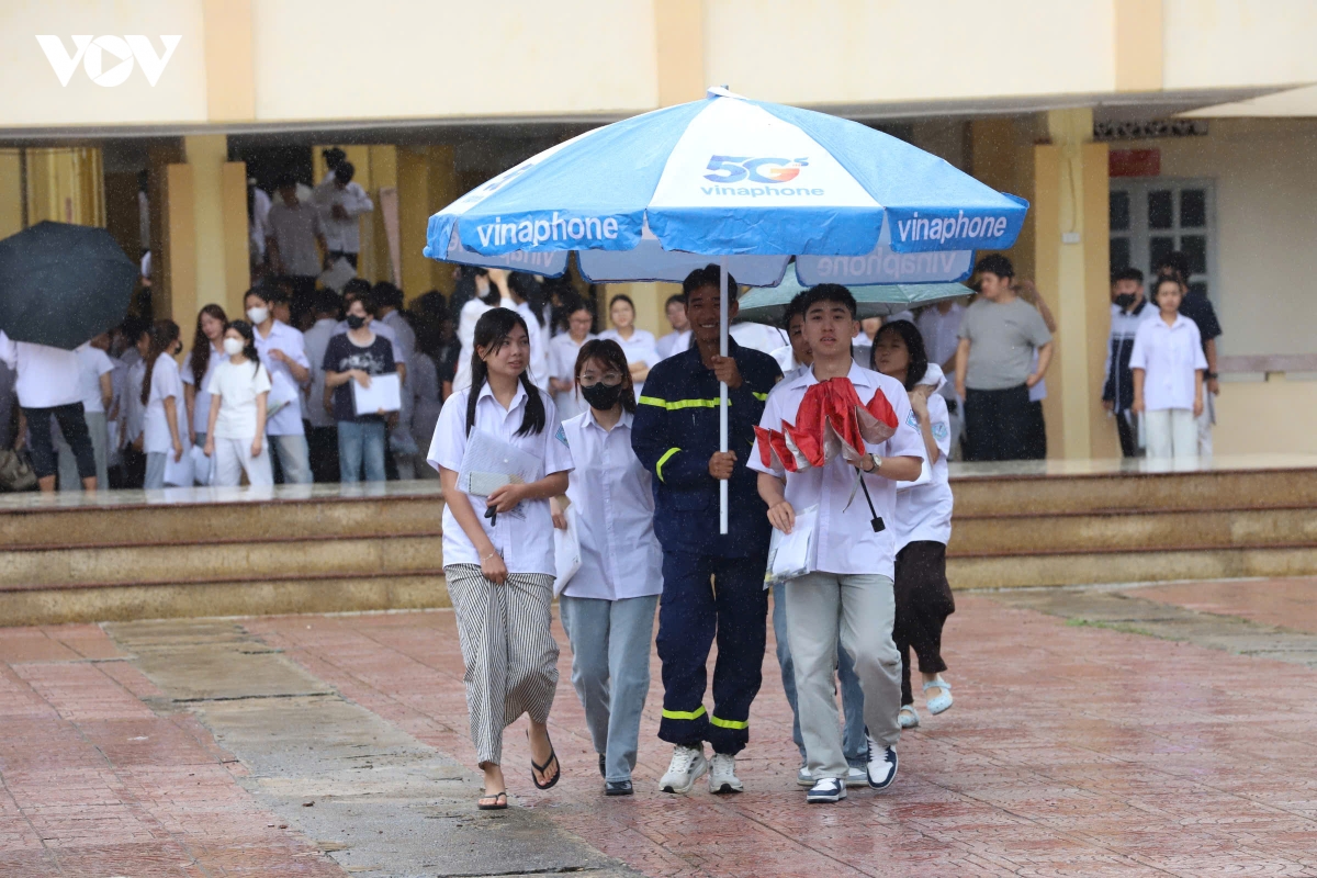 Kỳ thi tốt nghiệp THPT năm 2026 ở Sơn La diễn ra an toàn, không có cán bộ làm thi và thí sinh vi phạm quy chế thi