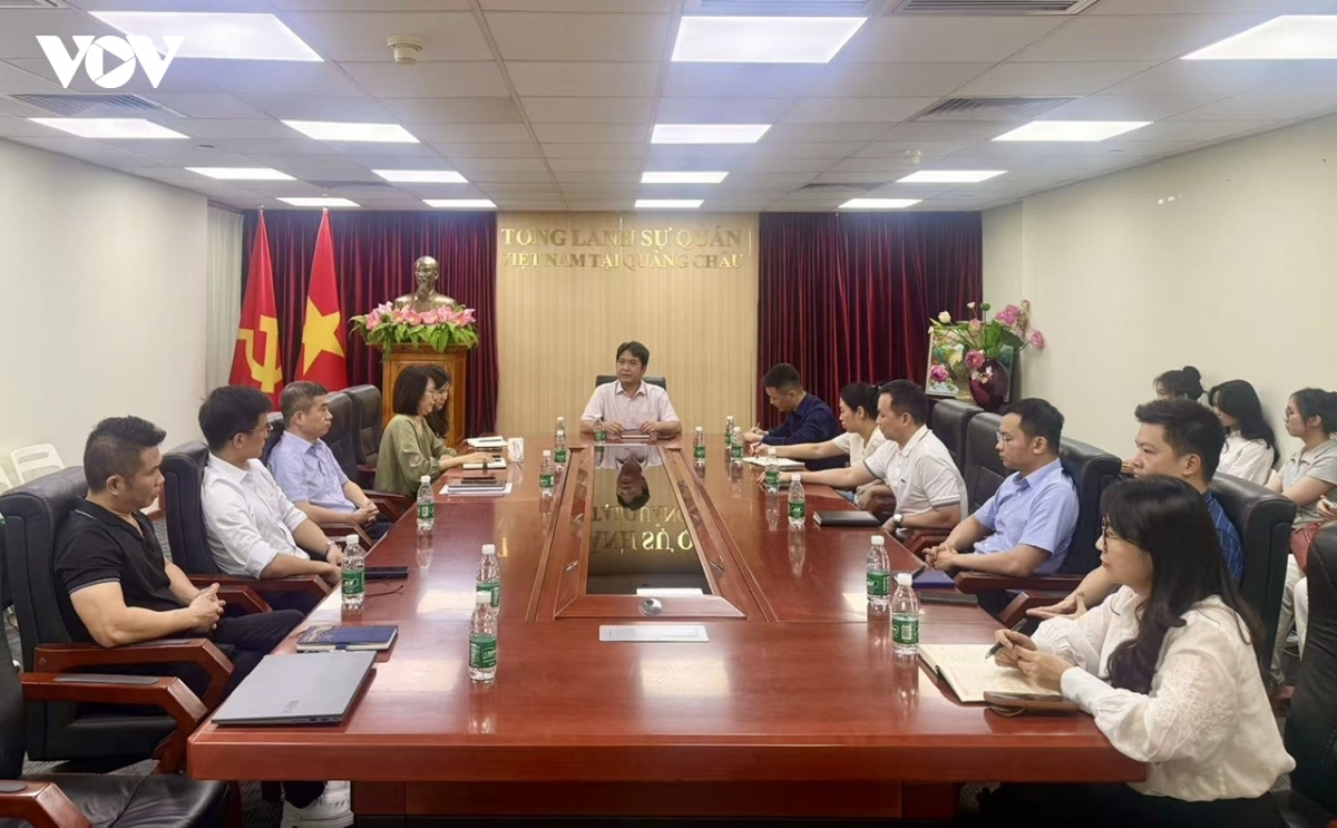 tong_lanh_su_nguyen_viet_dung_chia_se_nhung_cau_chuyen_dac_biet_ve_bac_ho.jpg