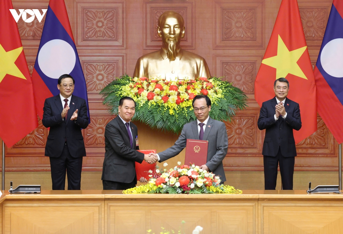 viet_nam_lao3.jpg