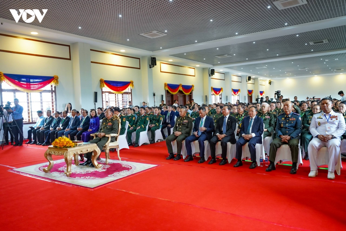 vov_quang_canh_buoi_le.jpg