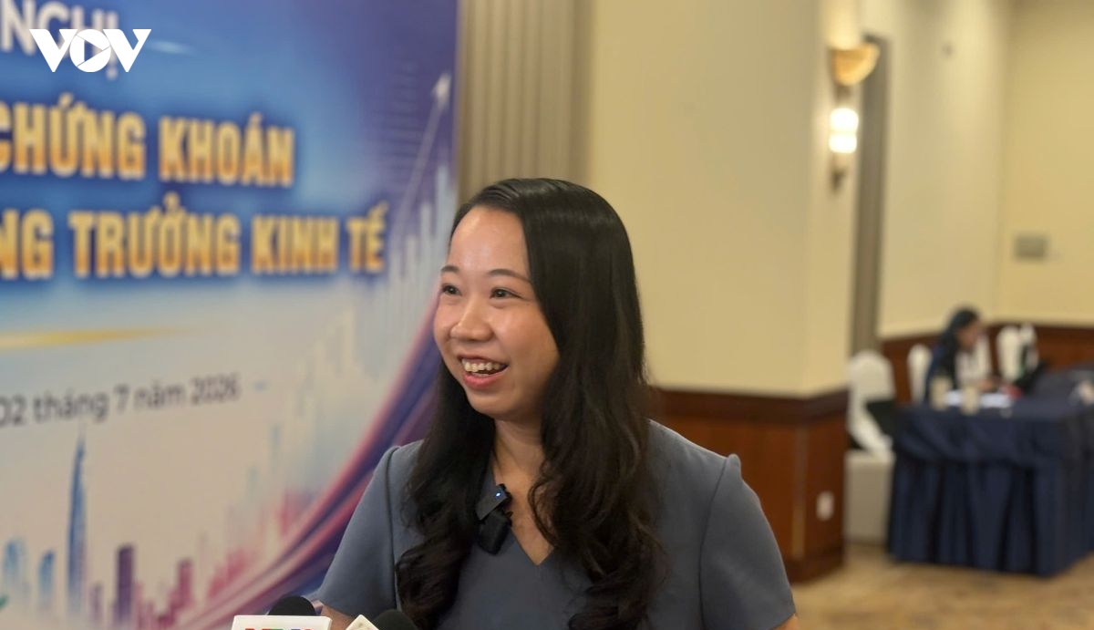 ._2-7_hua_khanh_van.png