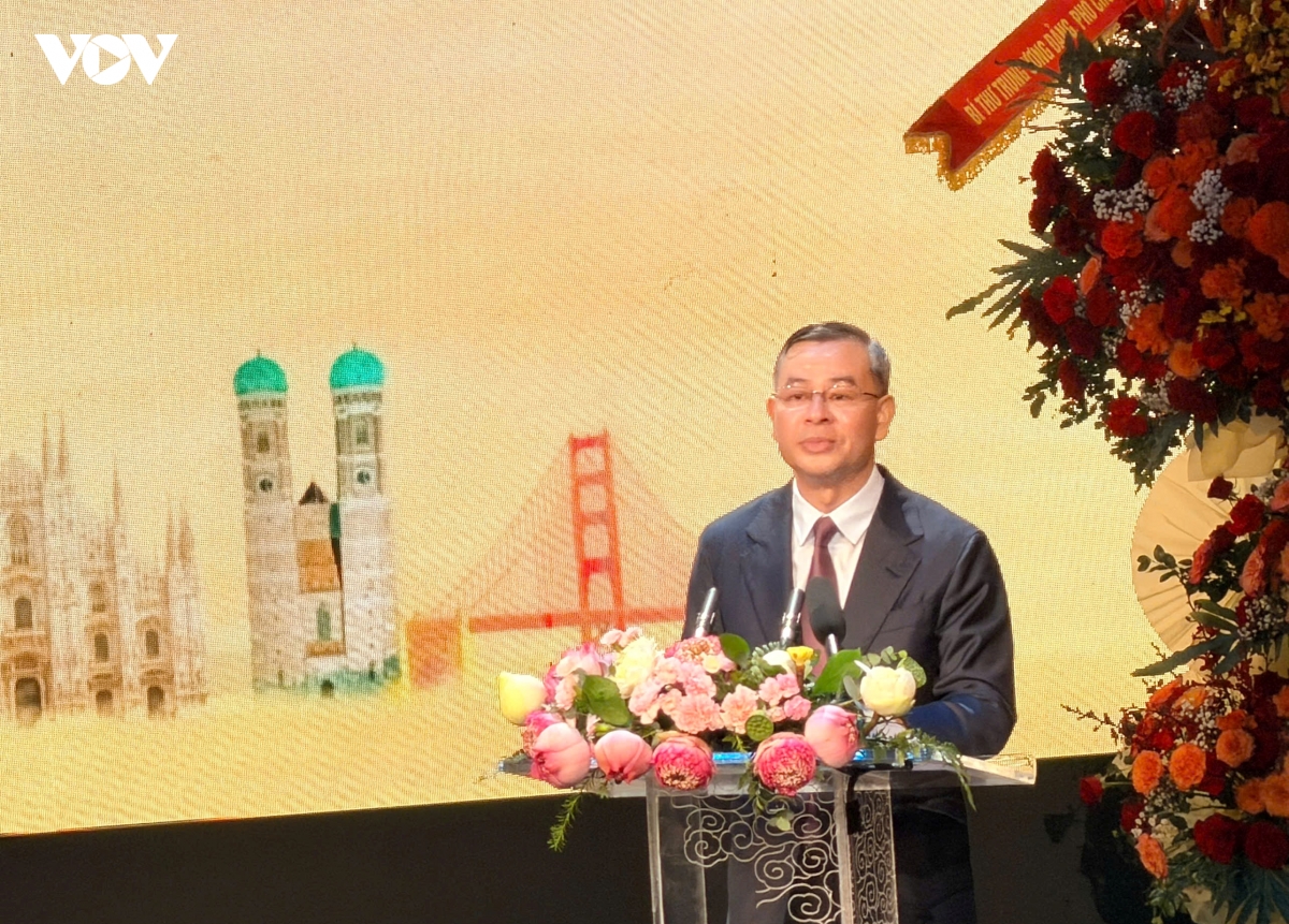 14-07_bo-truong-bo-tai-chinh-ngo-van-tuan-phat-bieu-tai-buoi-le.jpg