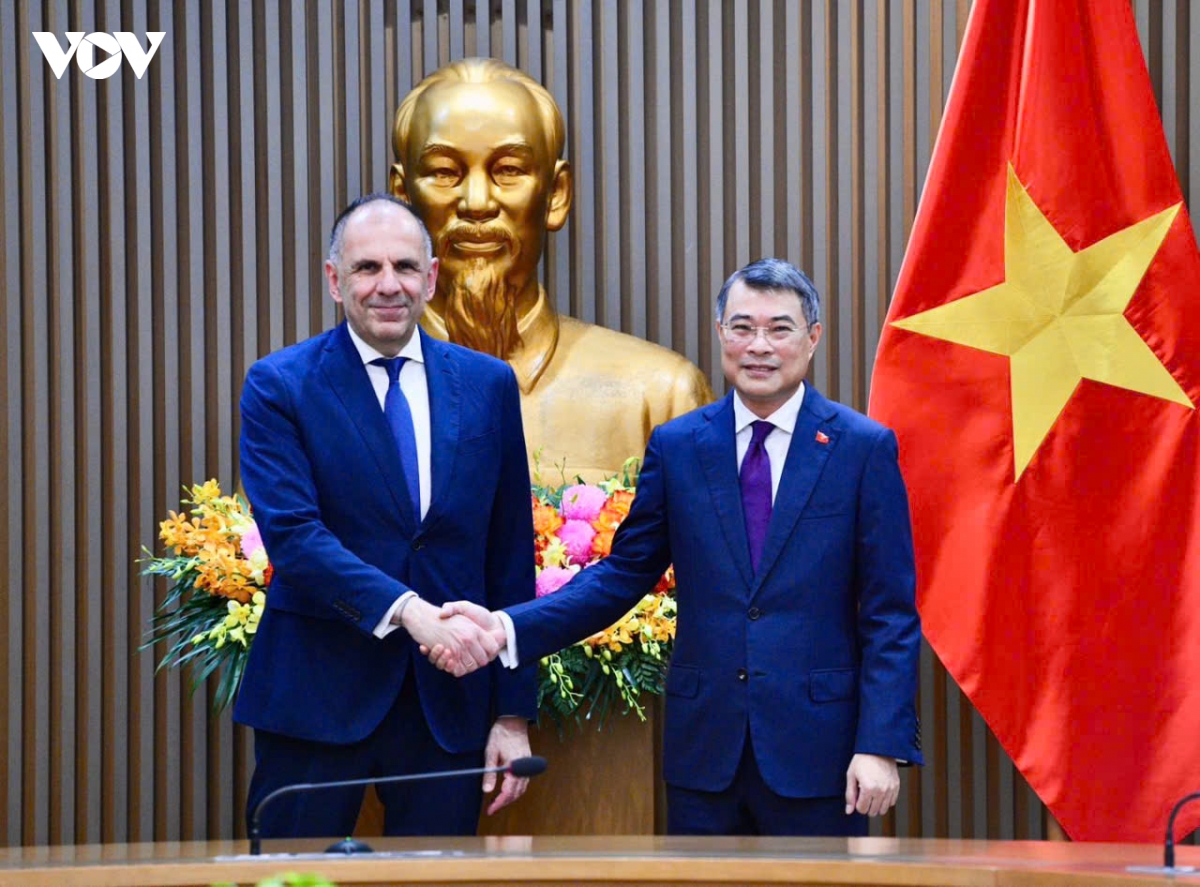 2-thu-tuong-le-minh-hung-1.jpg
