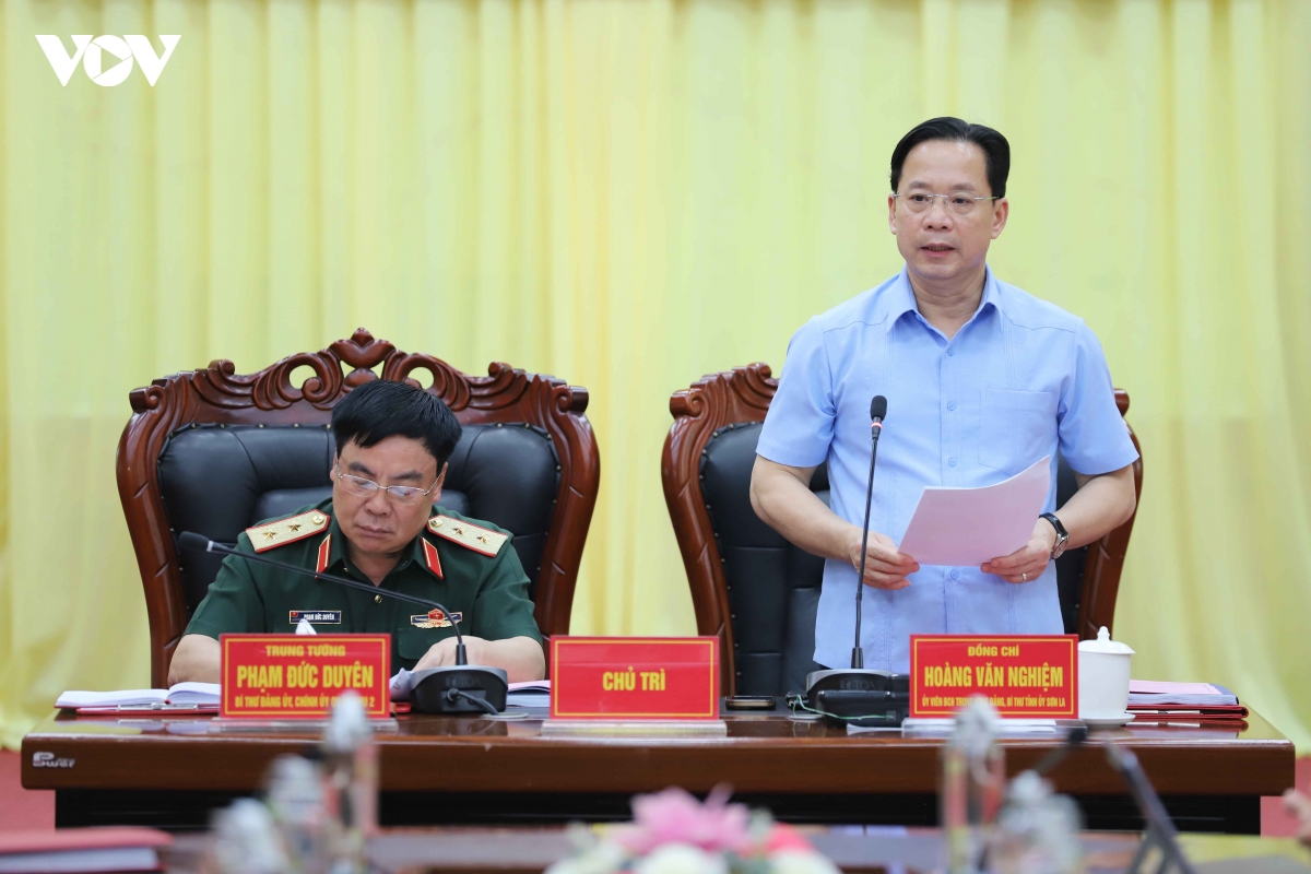 2.-ong-hoang-van-nghiem-uy-vien-ban-chap-hanh-trung-uong-dang-bi-thu-tinh-uy-son-la-phat-bieu-tai-hoi-nghi.jpg