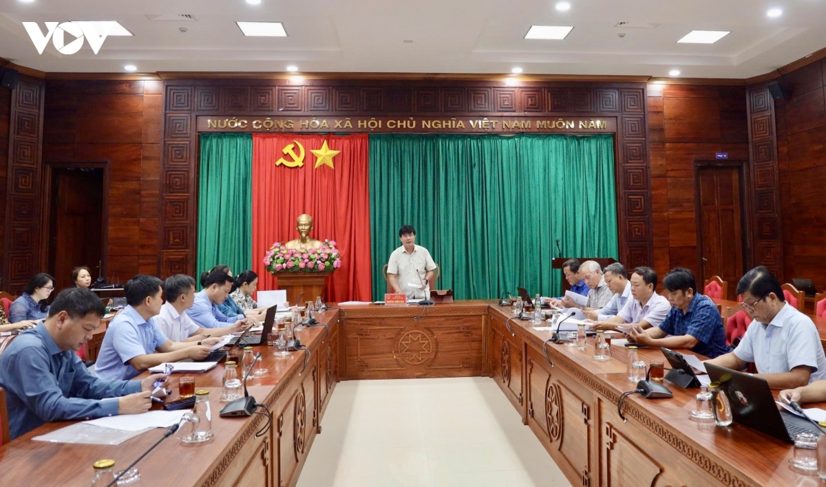 Lãnh đạo UBND tỉnh Đắk Lắk yêu cầu giảm khoảng 50% đầu mối khi sau sắp xếp cơ sở giáo dục. 