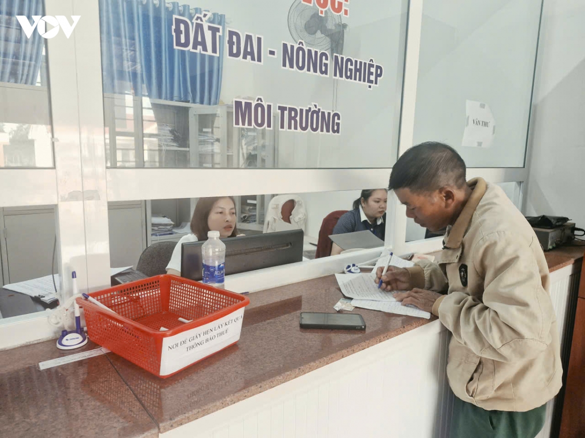 29-7-gia-lai-tien-phong-ung-dung-ai-vao-xu-ly-ho-so-dat-dai-cap-xa-anh-4.jpg