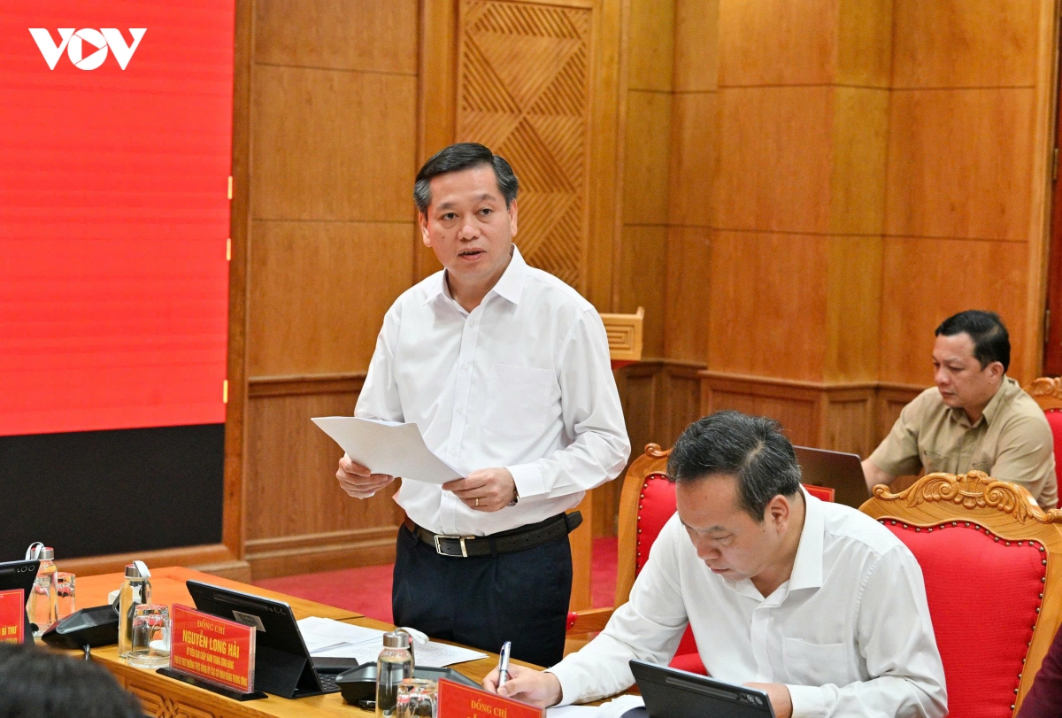 3_thuong_truc_ban_bi_thu_tran_cam_tu_dang_uy_cac_co_quan_trung_uong_2.jpg