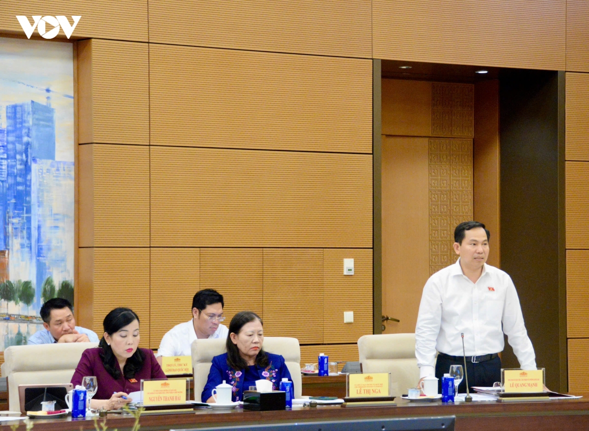 4_chu_tich_quoc_hoi_chu_tri_giao_ban_cong_tac_6_thang_dau_nam_2026_4.jpg
