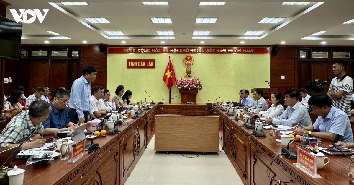 Đoàn công tác Bộ Nông nghiệp và Môi trường làm việc với UBND tỉnh Đắk Lắk và các tỉnh Tây Nguyên nhằm tháo gỡ những khó khăn trong xuất khẩu sầu riêng. 
 