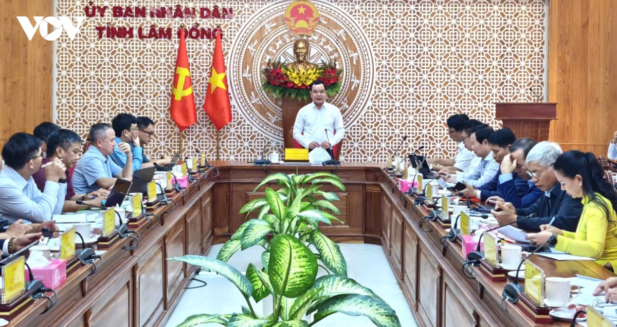 Bo truong Nguyen Dinh Khang 3.jpg