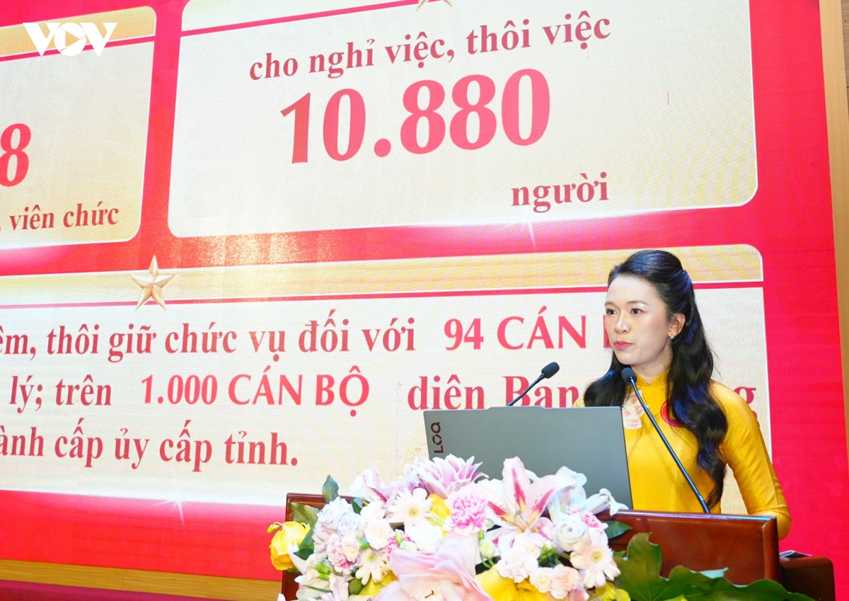 bai-du-thi-cua-thi-sinh-den-tu-tinh-quang-ninh.jpg