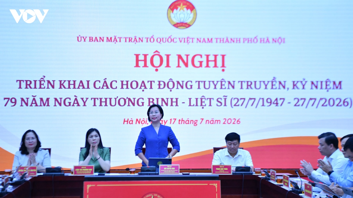 bui-huyen-mai.jpg