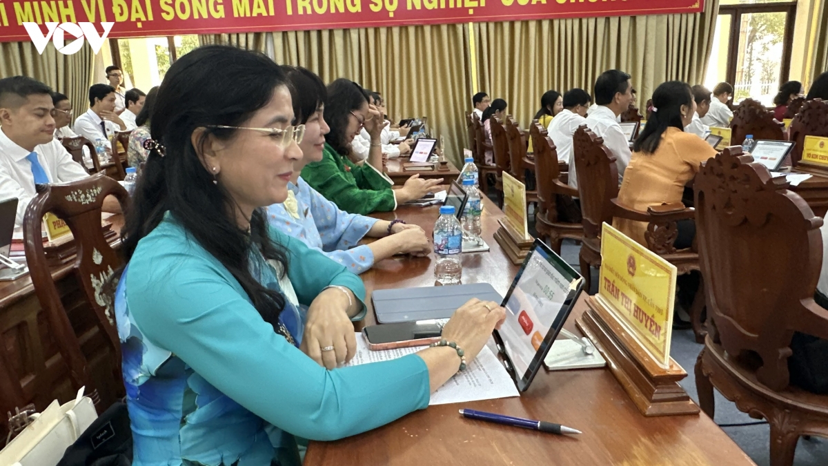 can-tho-thong-qua-nghi-quyet-ho-tro-giao-vien-va-nhan-vien-tai-cac-co-so-giao-duc-mam-non-cong-lap-tren-dia-ban.jpg