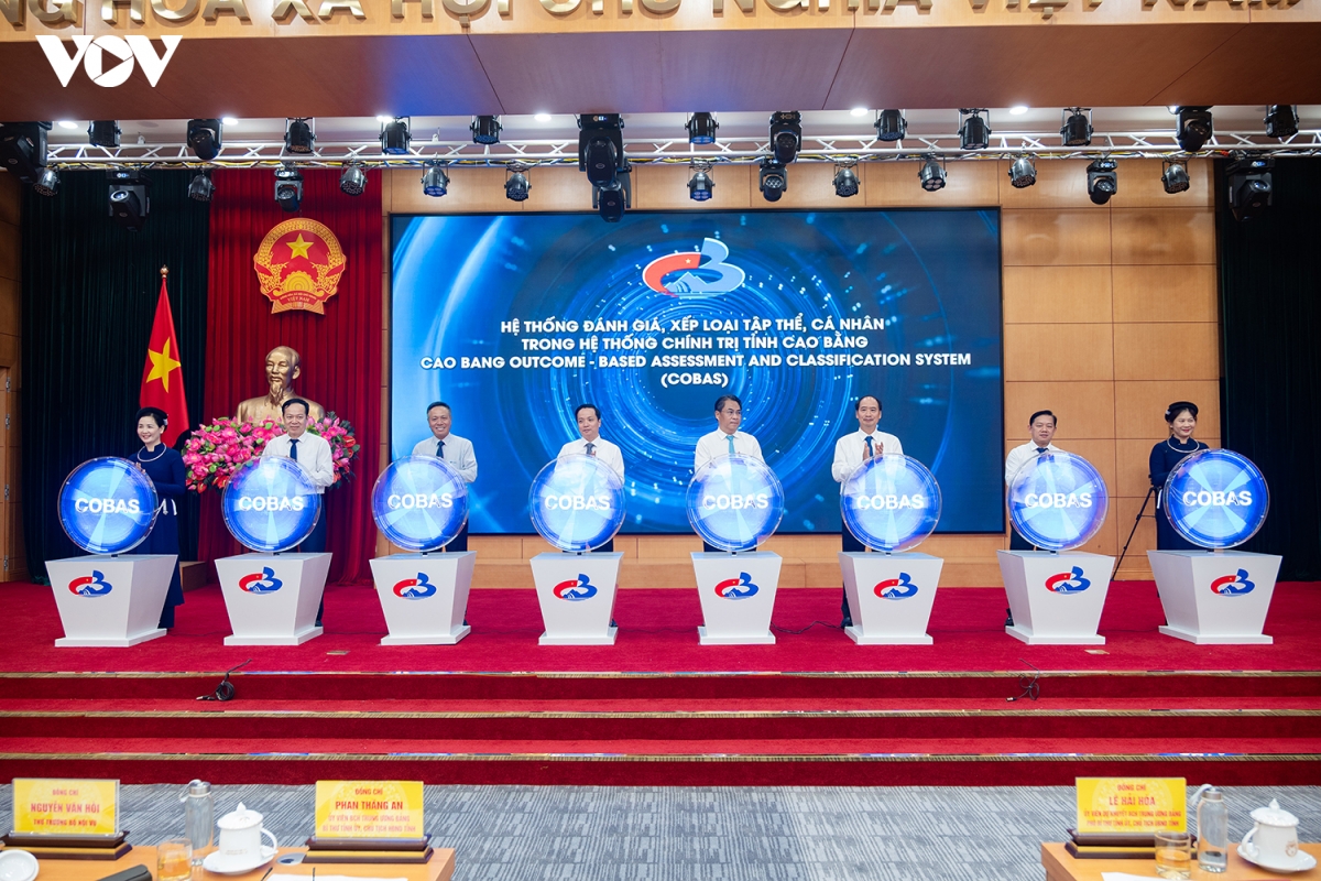 cao-bang-so-hoa-kpi-de-danh-gia-can-bo-1.jpg