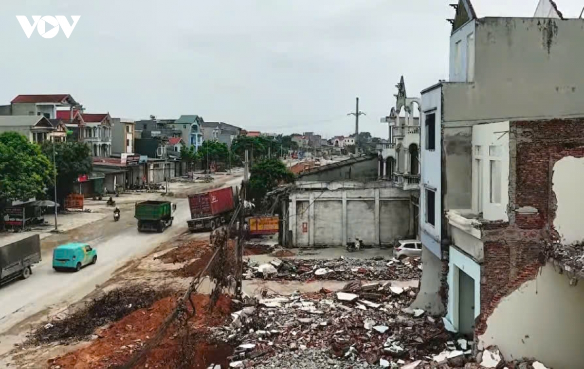 cau-mai-linh26.jpg