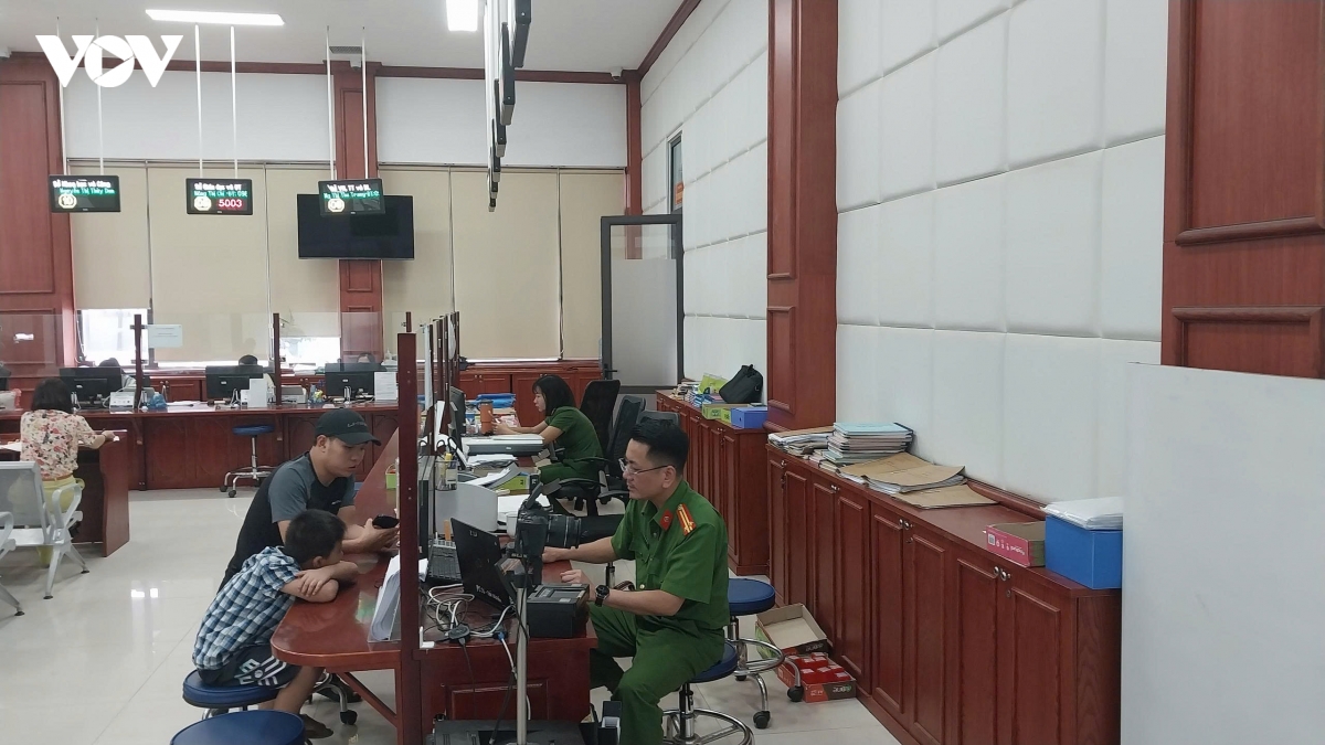 chinh-quyen-dia-phuong-2-cap-thai-nguyen-1.jpg