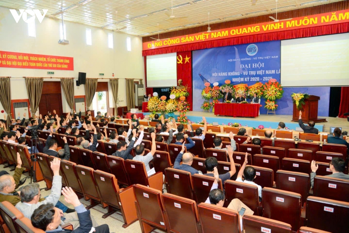 dai-hoi-hoi-hang-khong-vu-tru-viet-nam-huong-toi-muc-tieu-lam-chu-cong-nghe-loi-1.jpg
