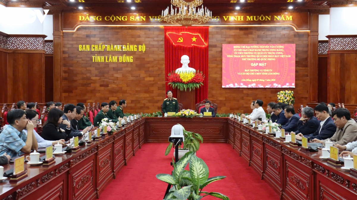 dai_tuong_nguyen_tan_cuong_tham_lam_viec_tai_lam_dong_1.jpg