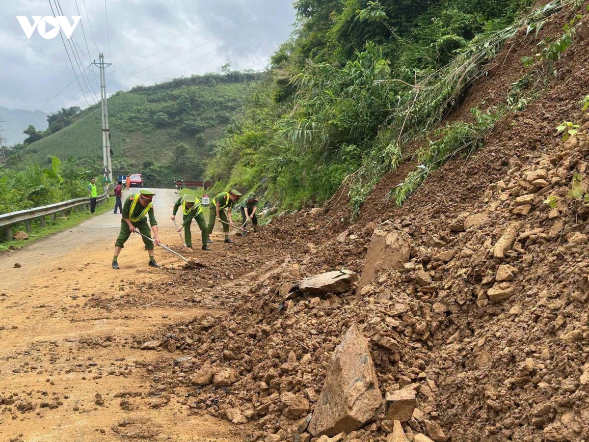 Tỉnh Điện Biên đang cảnh báo nguy cơ rất cao xảy ra lũ quét, sạt lở đất sau mưa lớn kéo dài