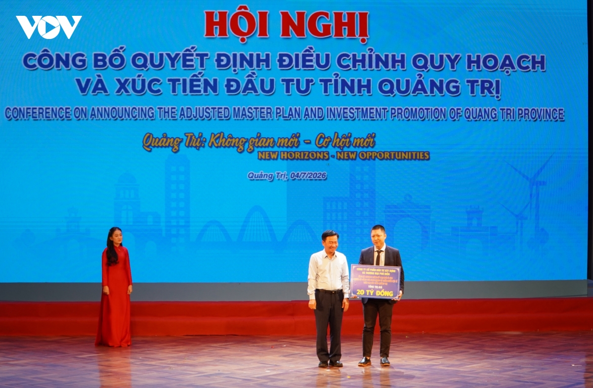 doanh_nghiep_trao_20_ty_dong_ho_tro_cong_tac_an_sinh_tai_tinh_quang_tri.jpg