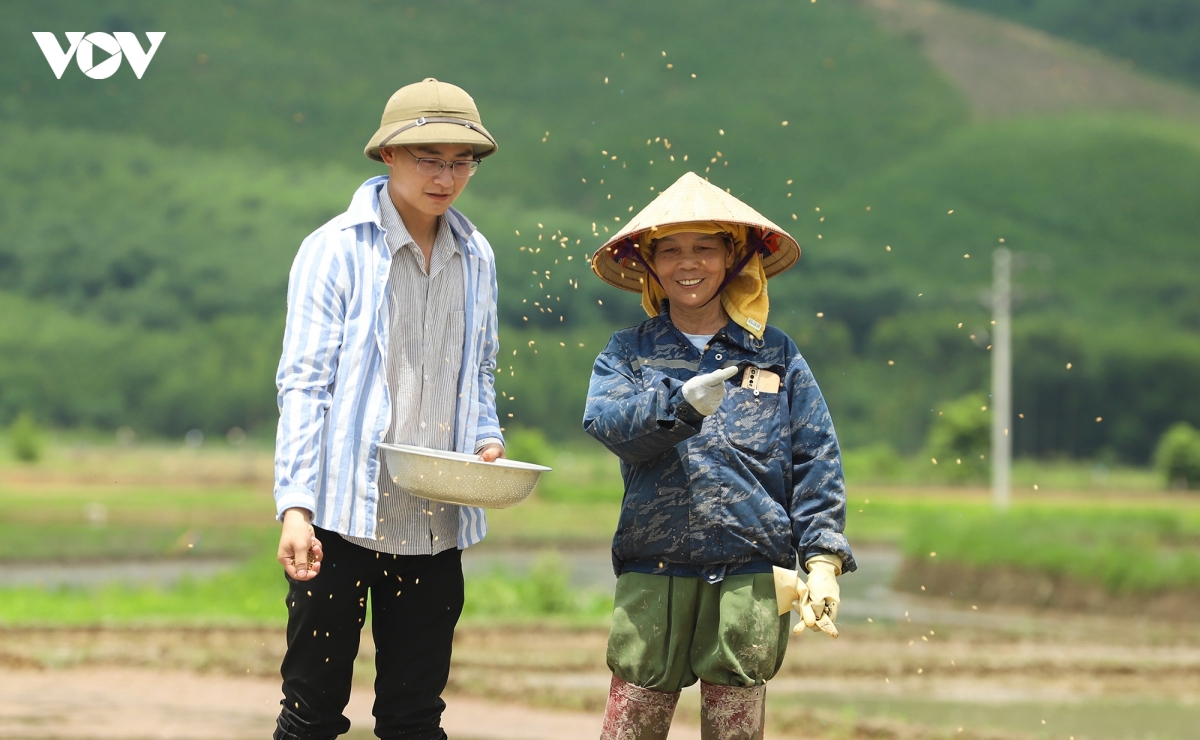 genz-lam-can-bo-khu_4.jpg