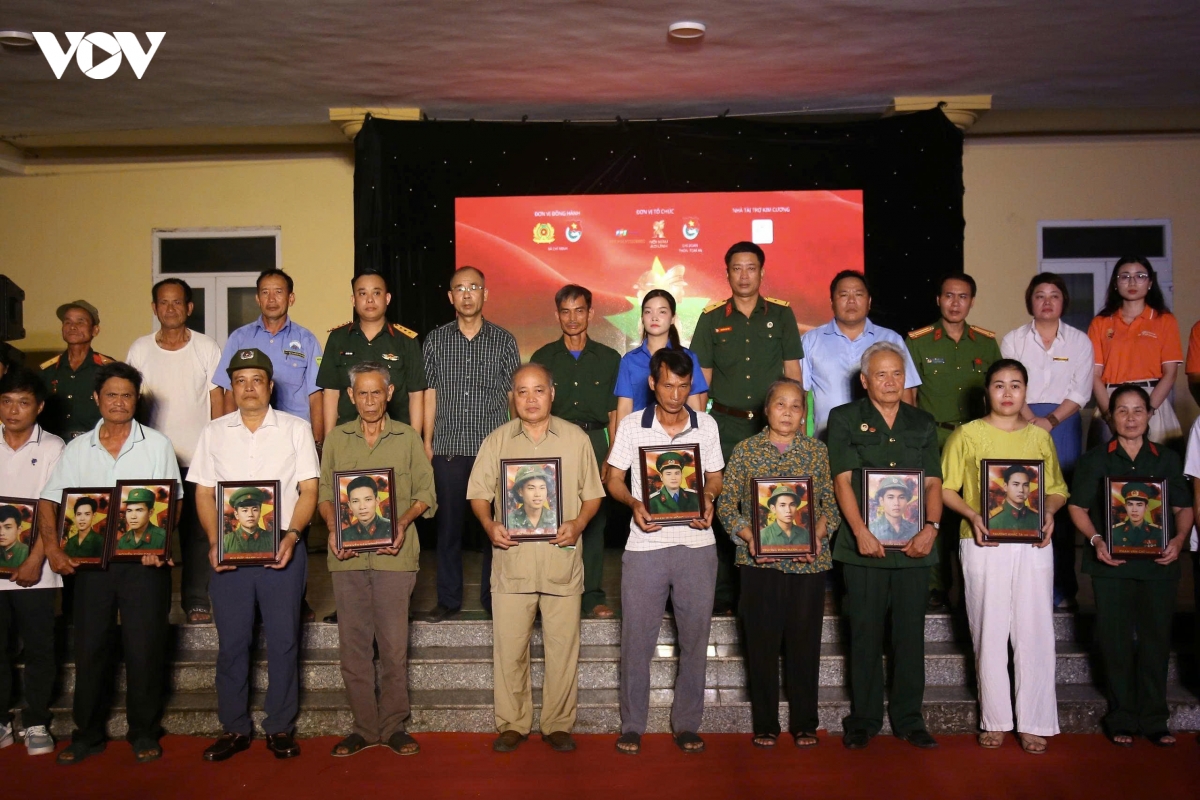 hai-phong-cham-lo-nguoi-co-cong-3.jpg