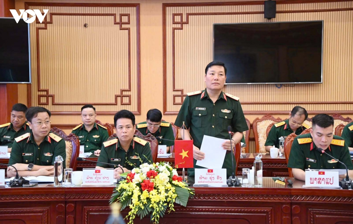 hoi-nghi2.jpg