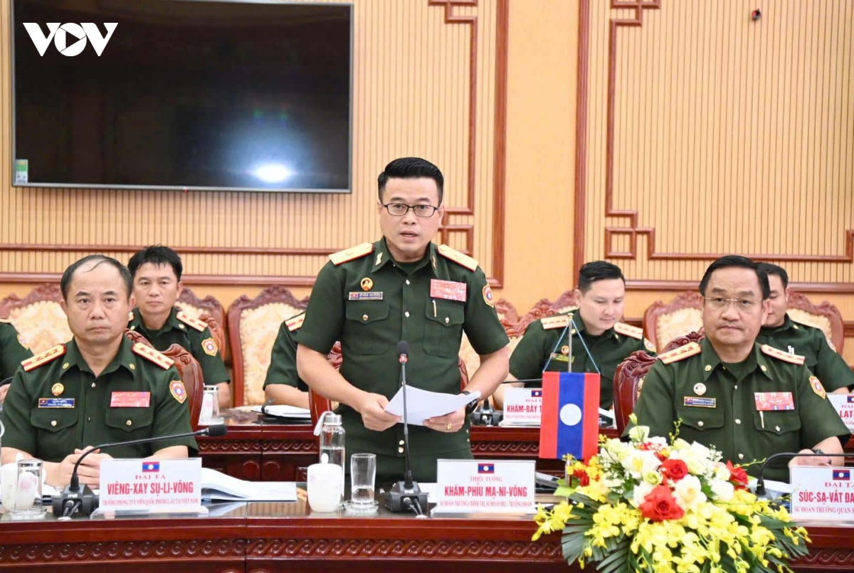 hoi-nghi3.jpg