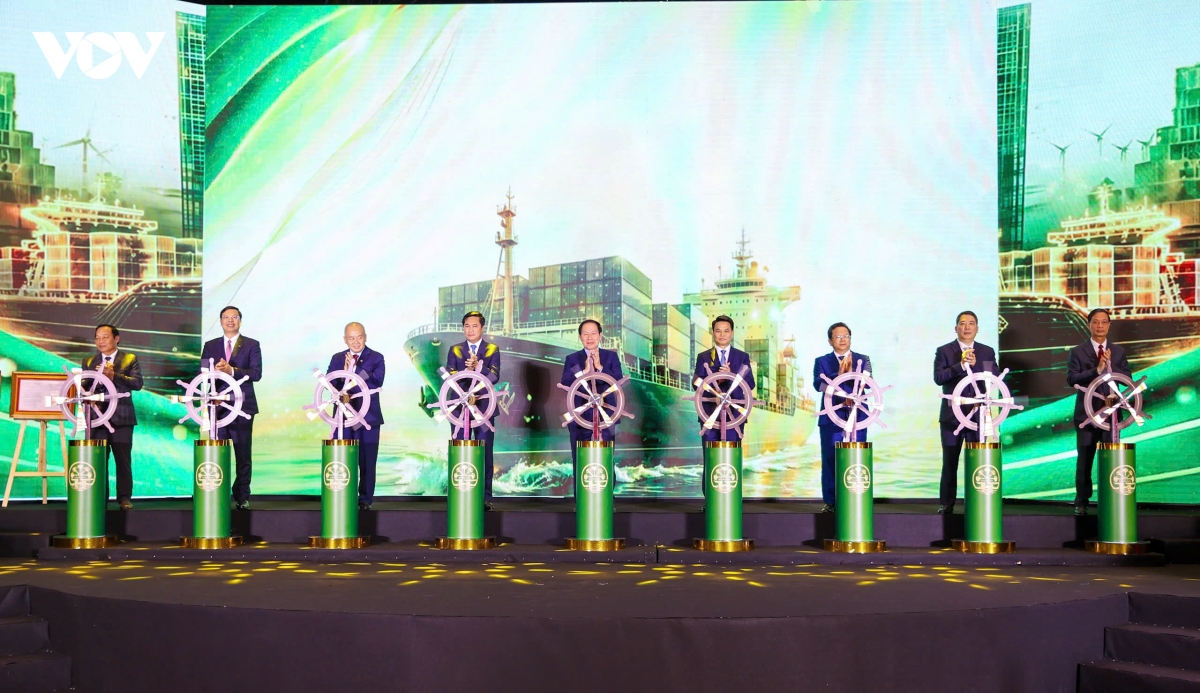 khoi-dong-khu-thuong-mai-tu-do-hai-phong.jpg