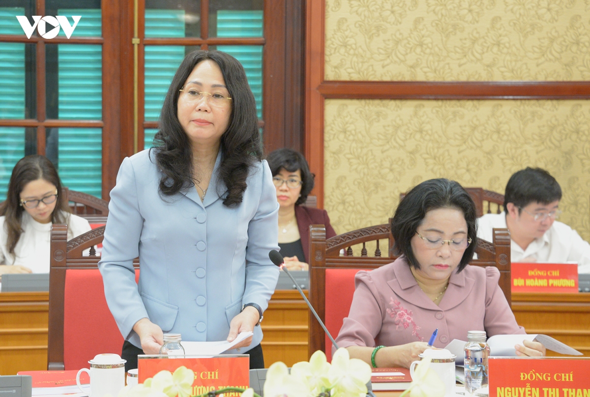 lam-thi-phuong-thanh-hop-ban-chi-dao-phat-trien-van-hoa-3.jpg