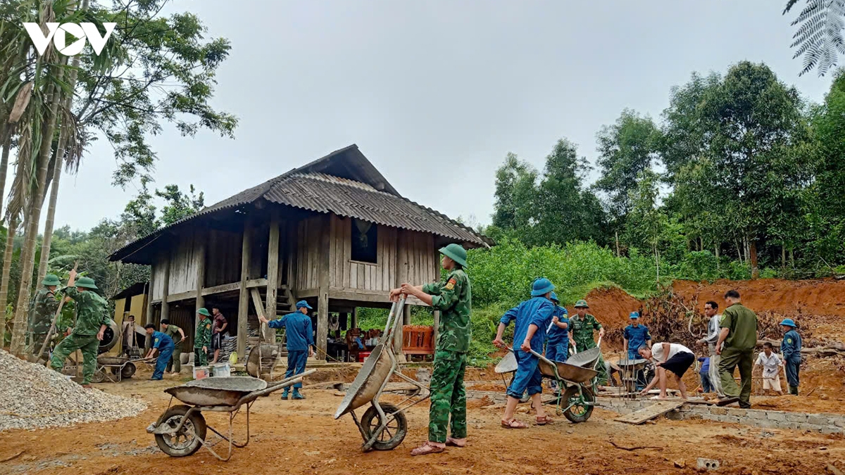 nghia-tinh-nguoi-linh-2.jpg