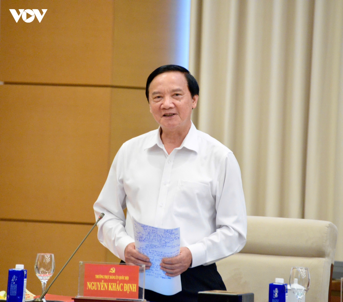 nguyen-khac-dinh.jpg