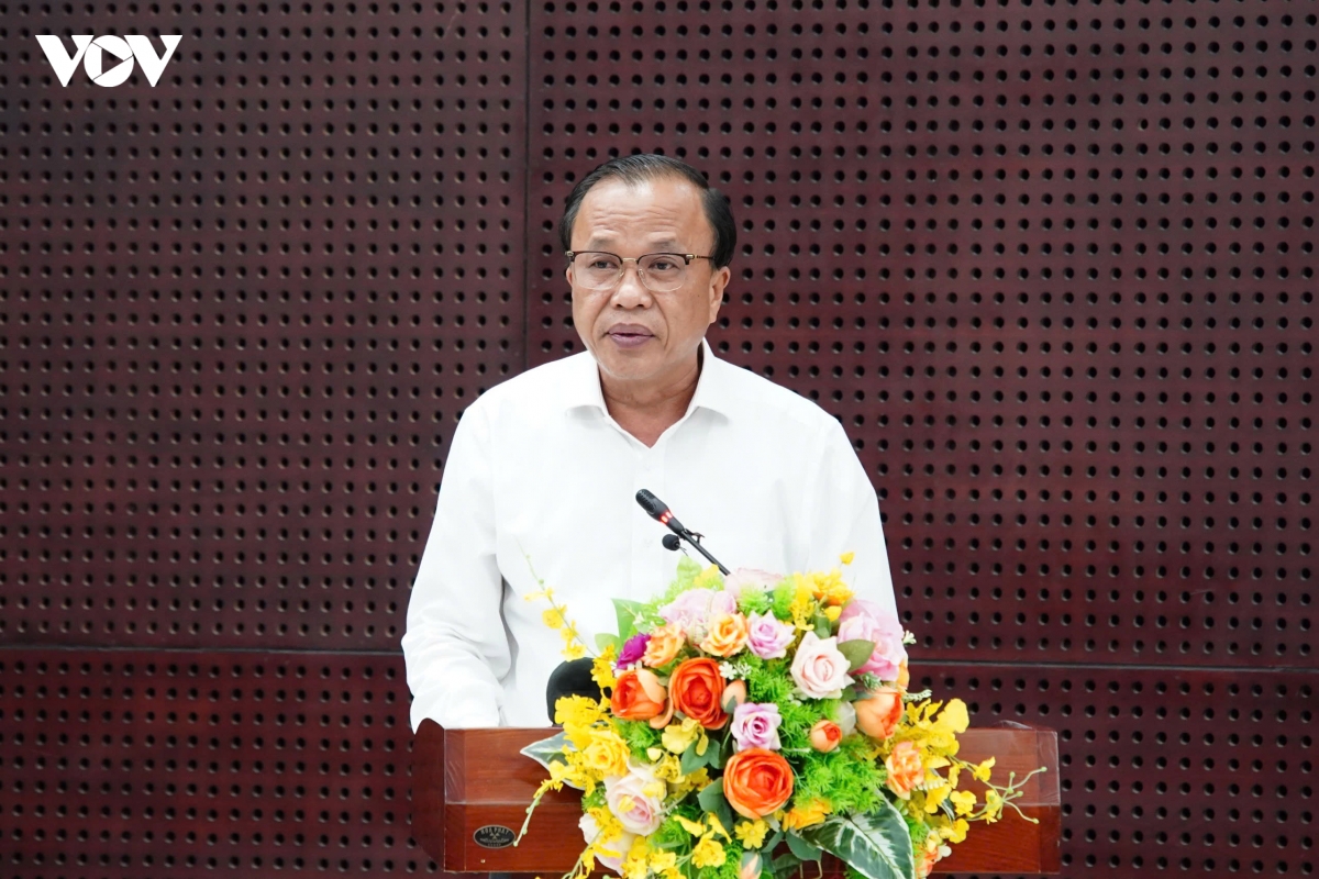 ong-mai-van-muoi-pho-giam-doc-so-y-te-thong-tin-tai-hop-bao.jpg