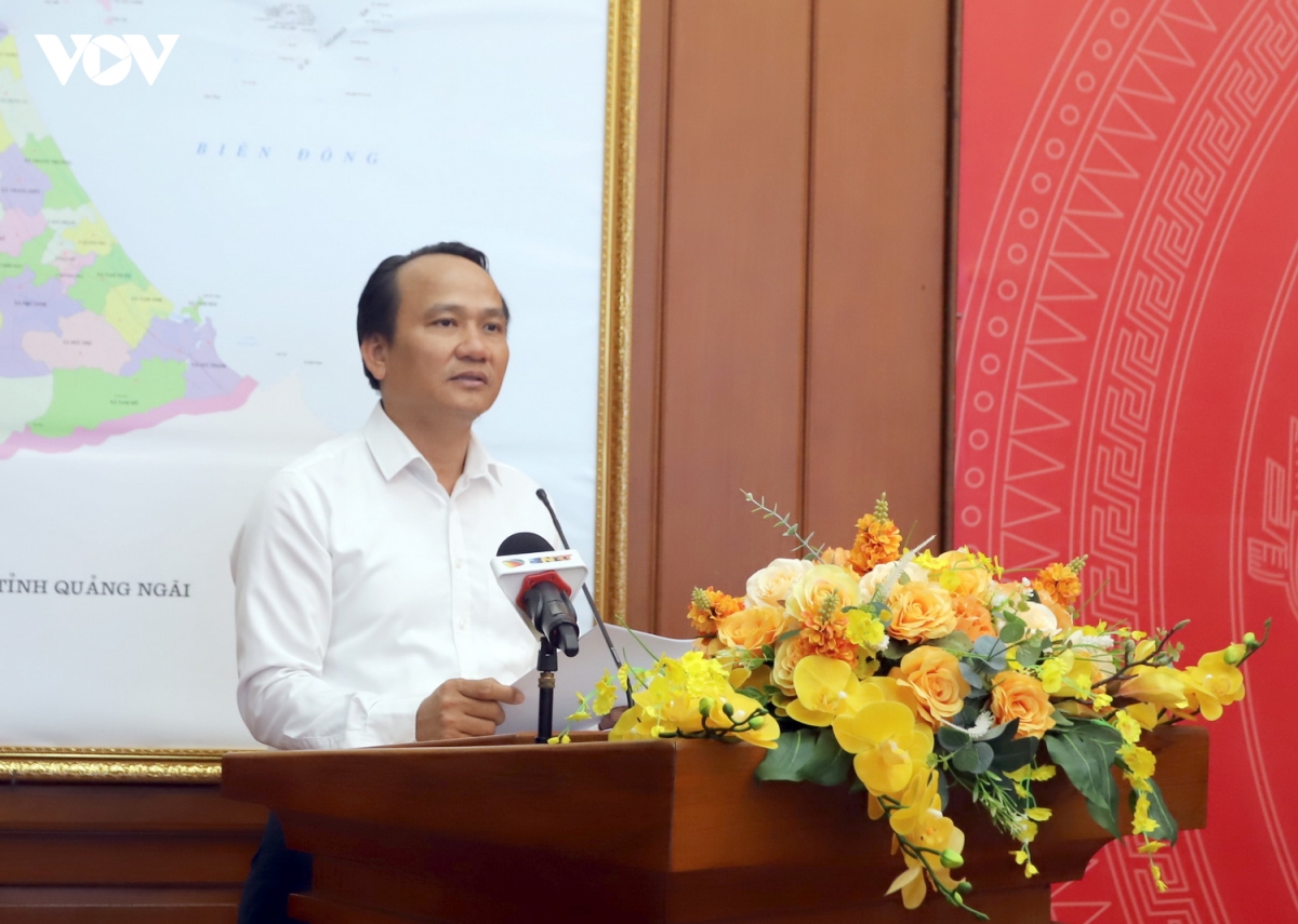 ong-nguyen-dinh-vinh-pho-bi-thu-thuong-truc-thanh-uy-da-nang-phat-bieu-tai-hoi-nghi.jpg