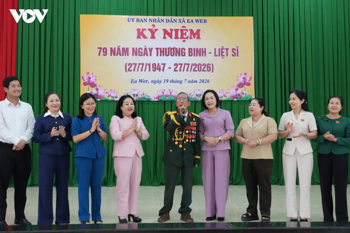 pho-chu-tich-quoc-hoi-nguyen-thi-thanh-3.jpg