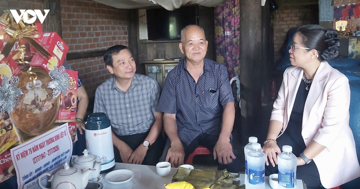 tang-qua-dak-lak-1.jpg