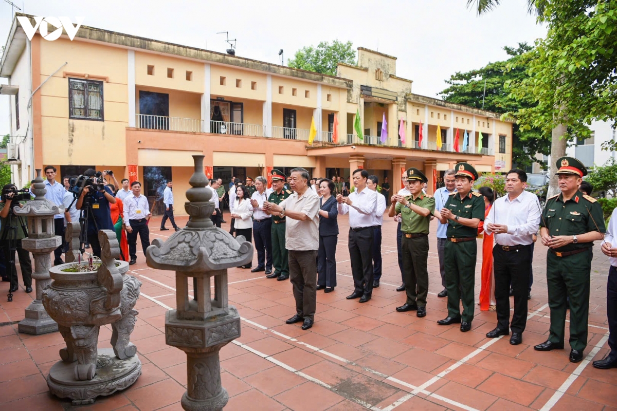 tbt-ctn-to-lam-tham-thuong-binh-liet-si-vov-12.jpeg