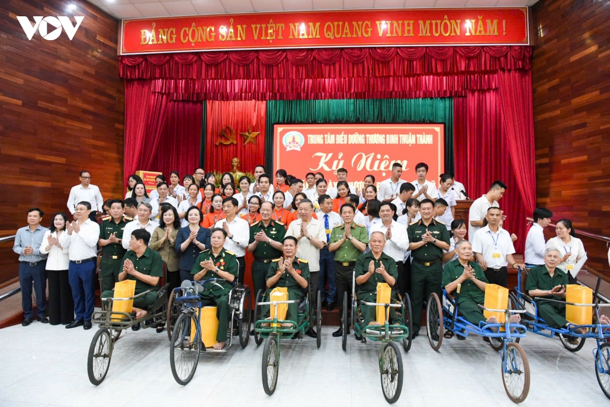 tbt-ctn-to-lam-tham-thuong-binh-liet-si-vov-15.jpeg