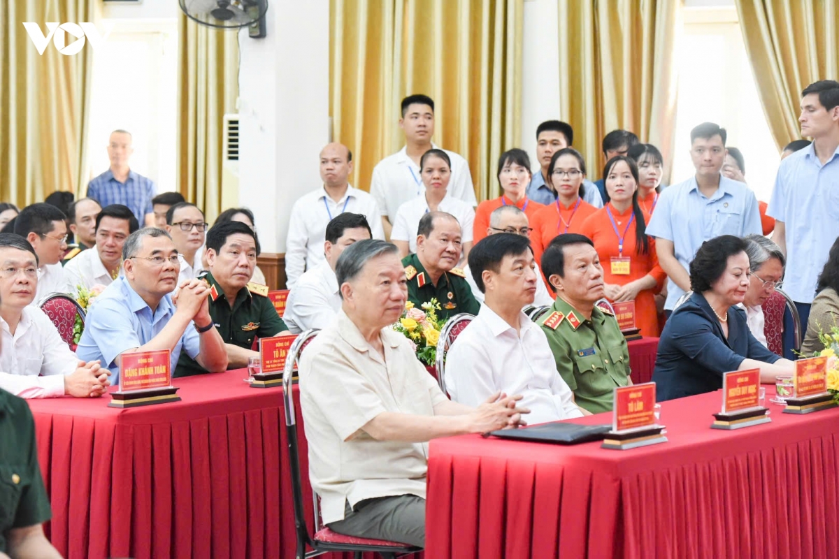 tbt-ctn-to-lam-tham-thuong-binh-liet-si-vov-16.jpeg