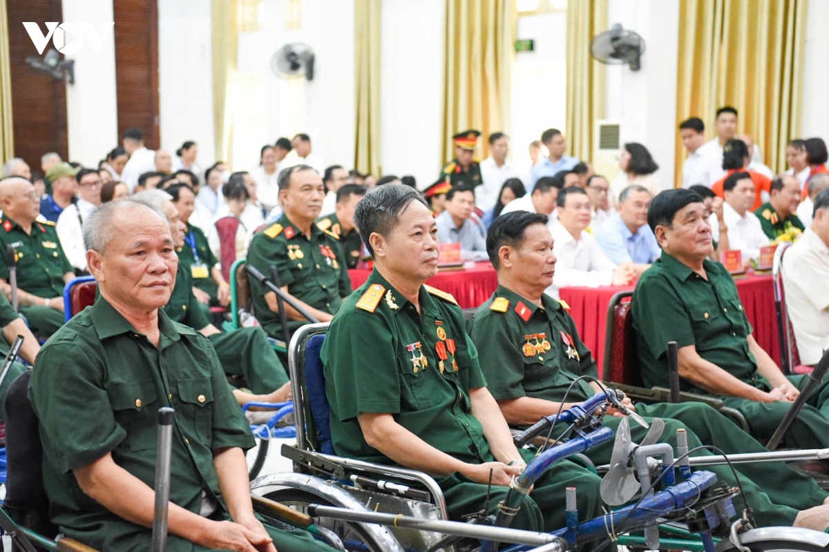 tbt-ctn-to-lam-tham-thuong-binh-liet-si-vov-18.jpeg