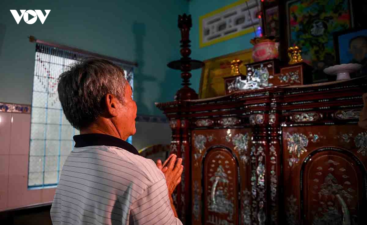 than_nhan_liet_si_huynh_van_quen.jpg