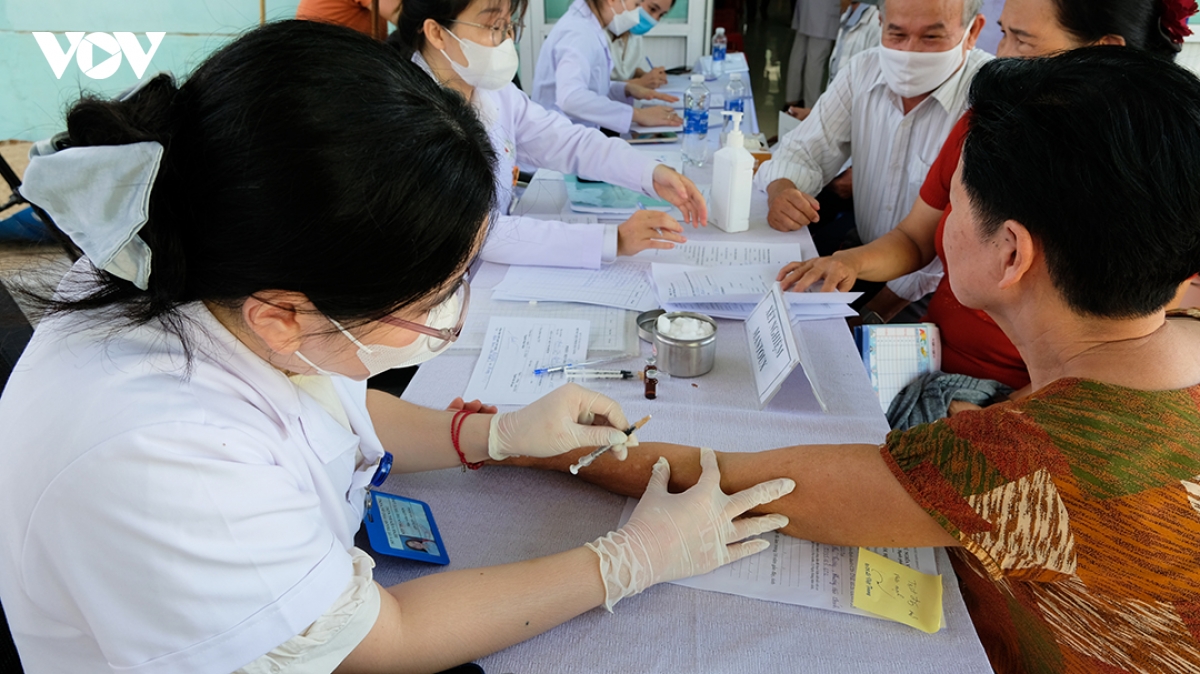 tiem-mantoux-tam-soat-lao-tiem-an.jpg