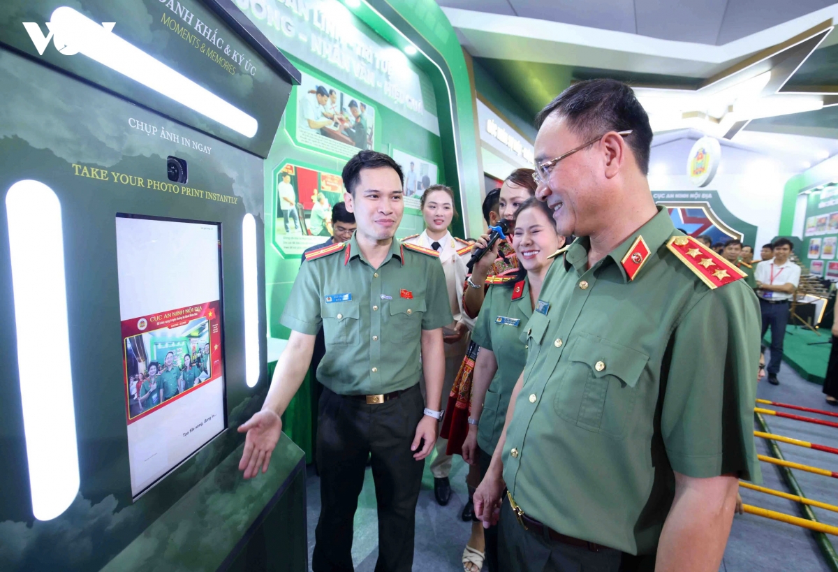 to-quoc-binh-yen-11.jpg