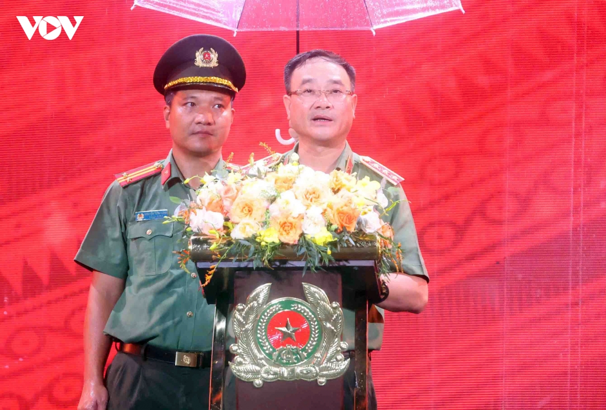 to-quoc-binh-yen-6.jpg